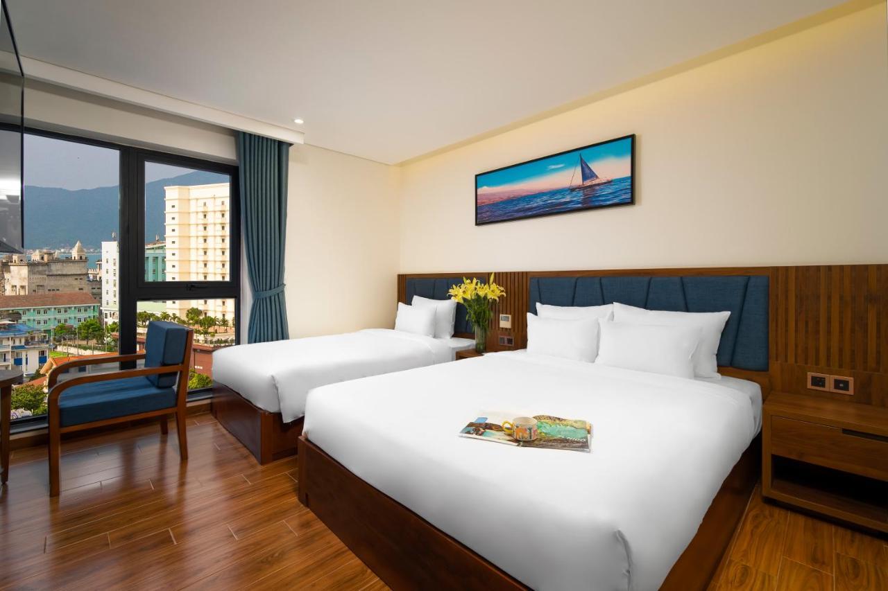 Hotel Ruby Star Da Nang Esterno foto