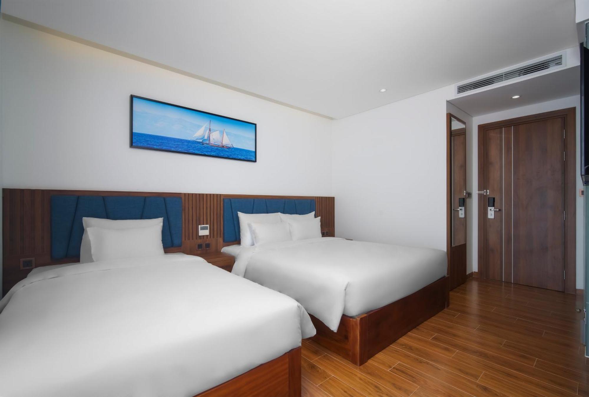 Hotel Ruby Star Da Nang Esterno foto
